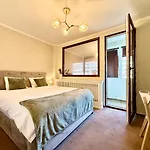 Urban Boutique Apartment Bucharest